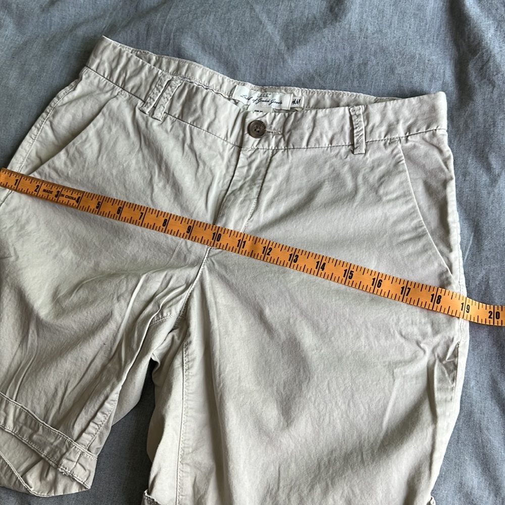 H&M Shorts - Picture 9 of 10